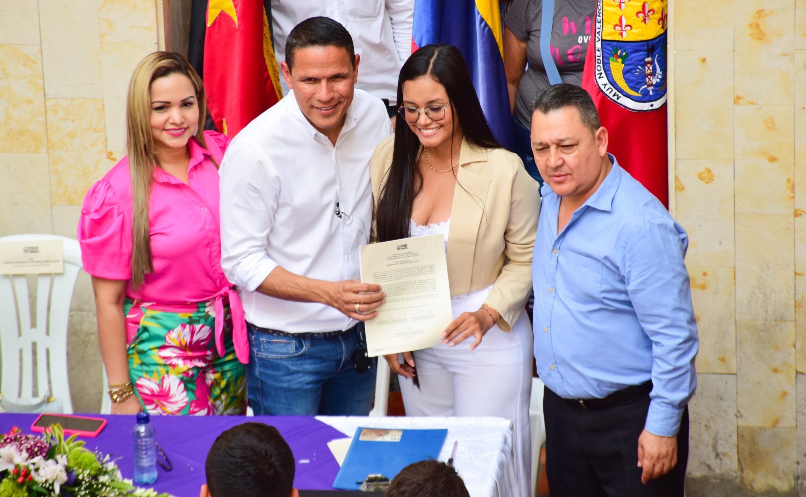 ALCALDE POSESIONÓ A MÁS DE 90 EDILES PARA QUE CONTINÚEN TRABAJANDO POR SUS COMUNIDADES