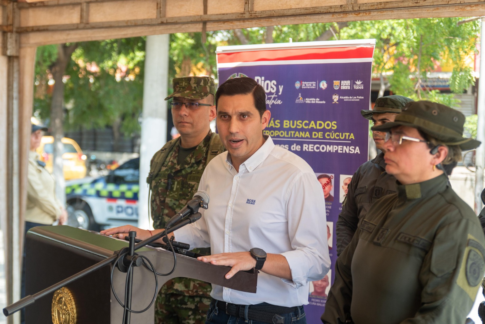 ALCALDÍA DE CÚCUTA LIDERÓ OPERATIVOS CONTRA ELEMENTOS ROBADOS EN EL CENTRO DE LA CIUDAD