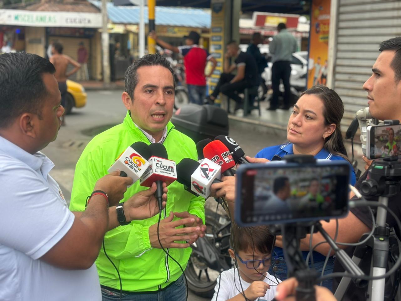 CAMBIA EL SENTIDO DEL FLUJO VEHICULAR EN LOS ALREDEDORES DE LA CENTRAL DE TRANSPORTE DE CÚCUTA