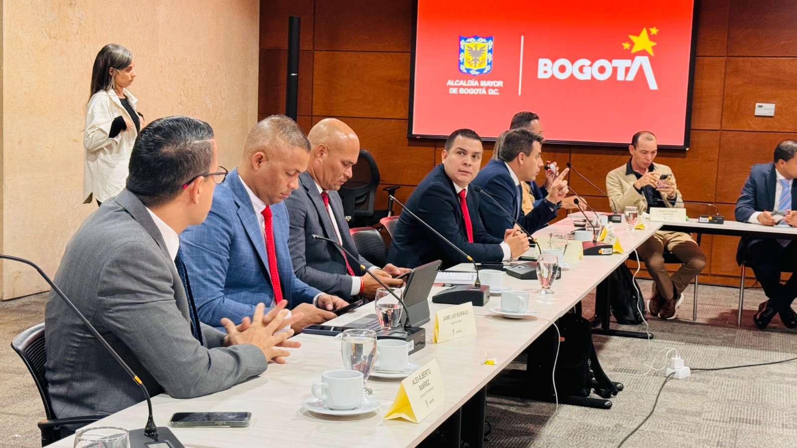 ALCALDE DE CÚCUTA ATIENDE AGENDA INSTITUCIONAL