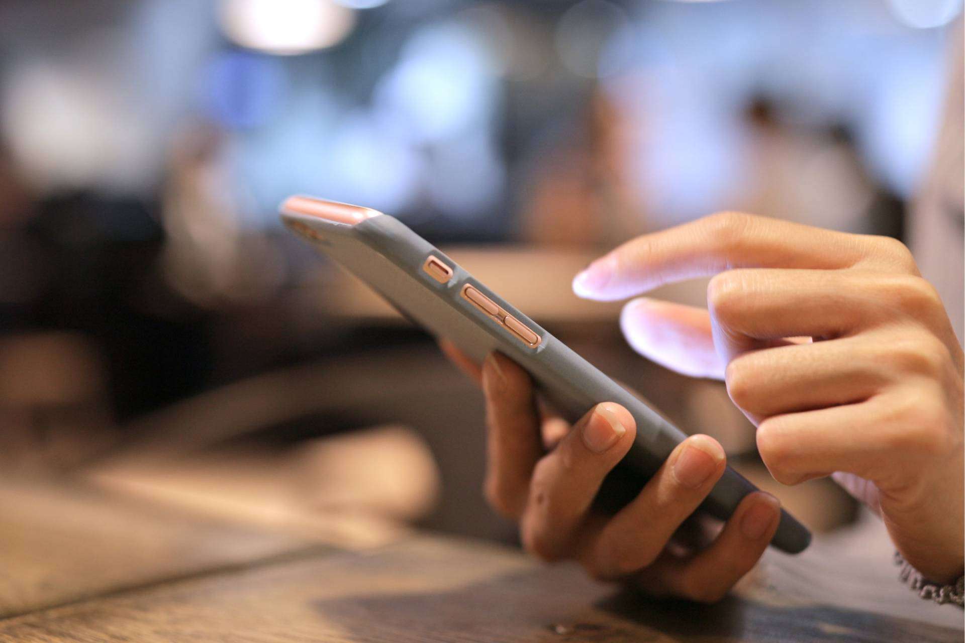 Mobile Learning; conectando empresas con clientes, proveedores y colaboradores a través de hackÜ